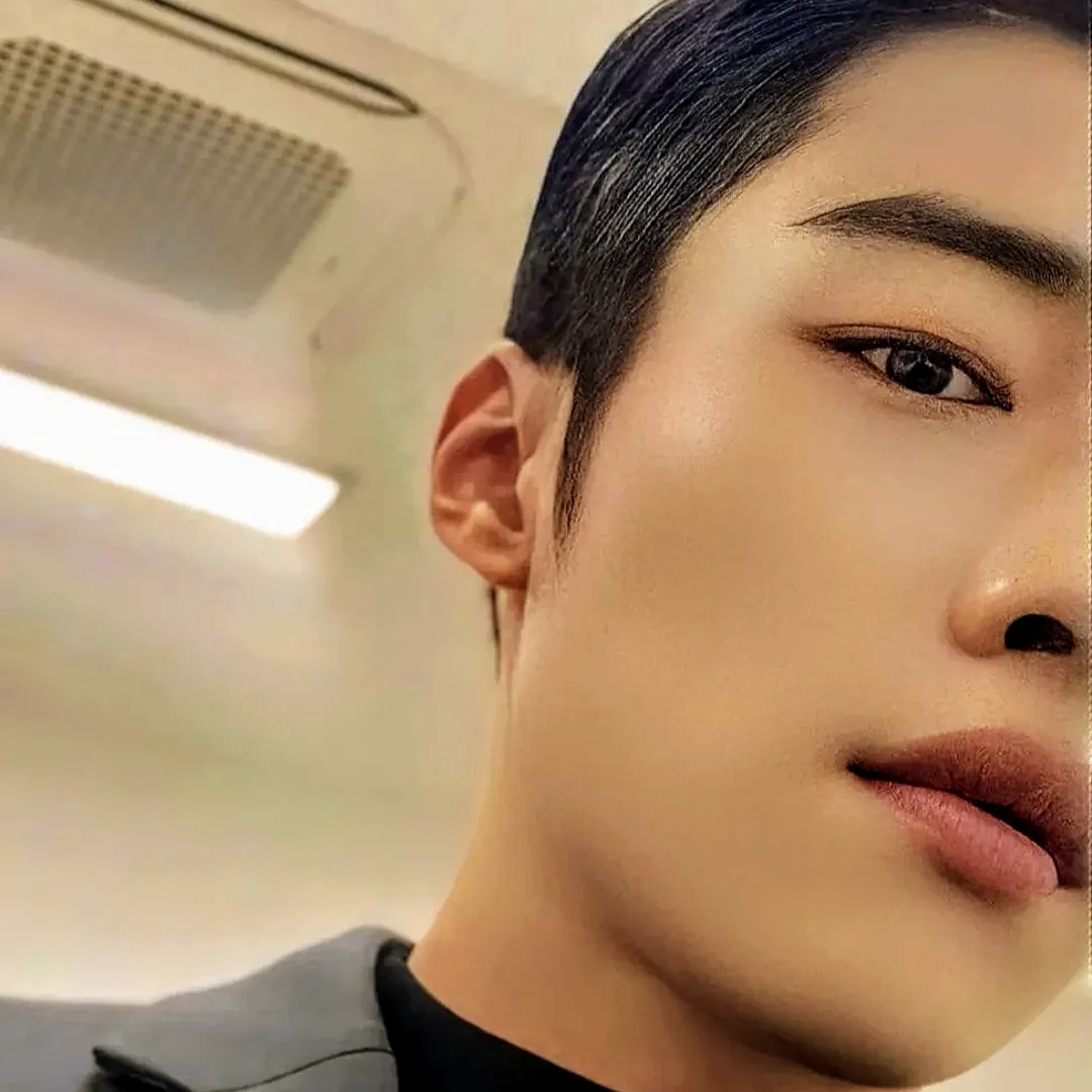 Latest photo of Woo Dohwan