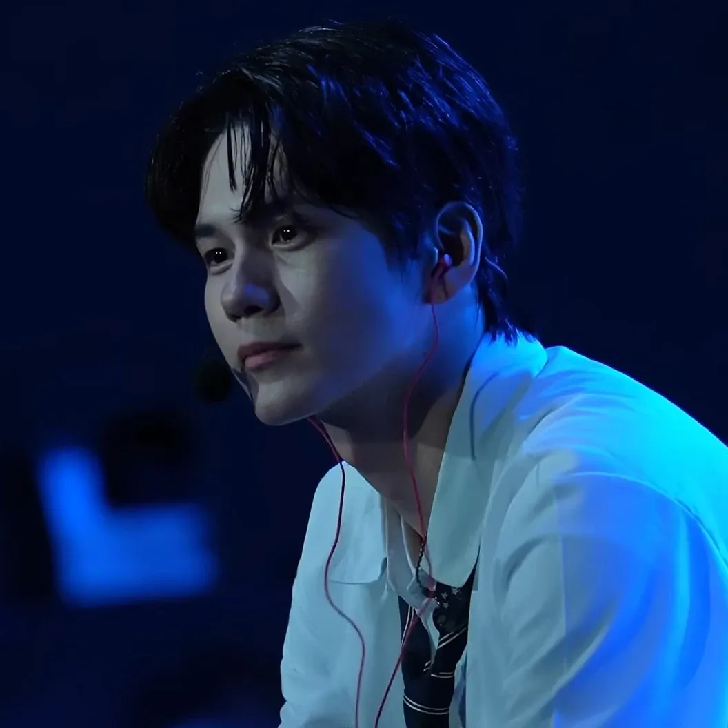 Behind-the-scenes cut of Ong Seongwu