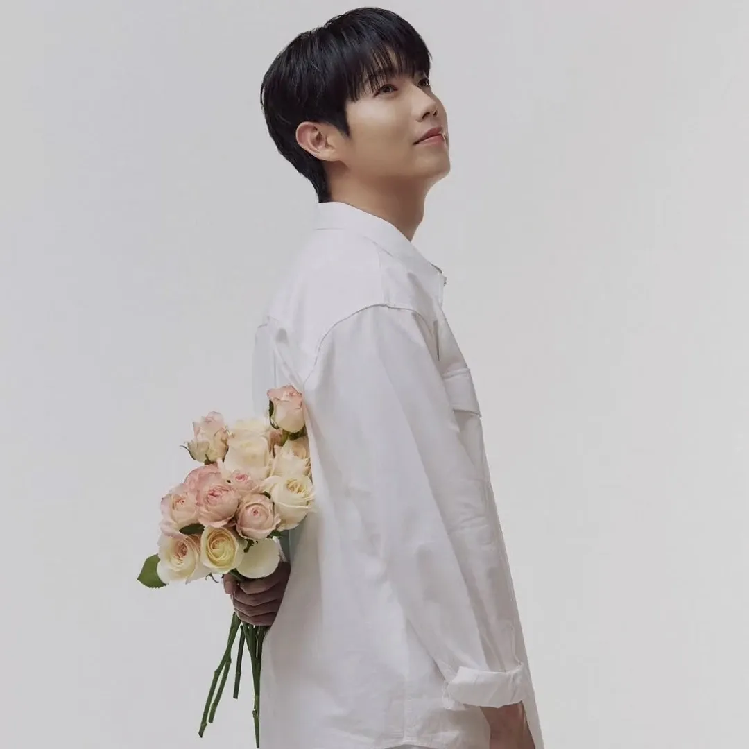 Behind-the-scenes cut of Son Taejin