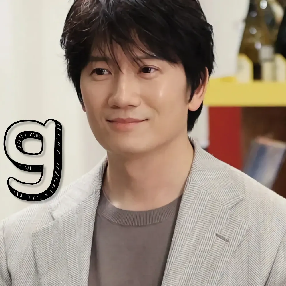 Behind-the-scenes cut of Ji Sung
