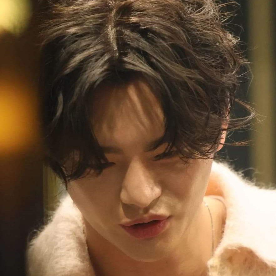 ソ・イングクの最近の活動ショット