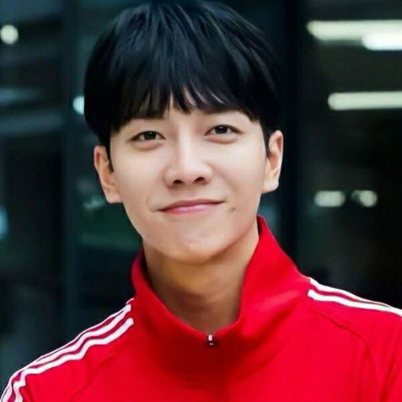 ファンが撮影したイ・スンギの瞬間