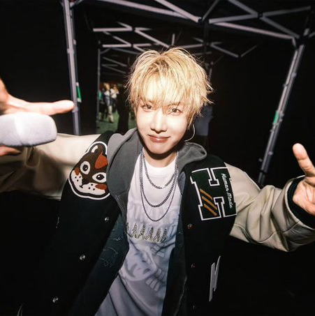 Latest photo of Kim Taehyung (V)