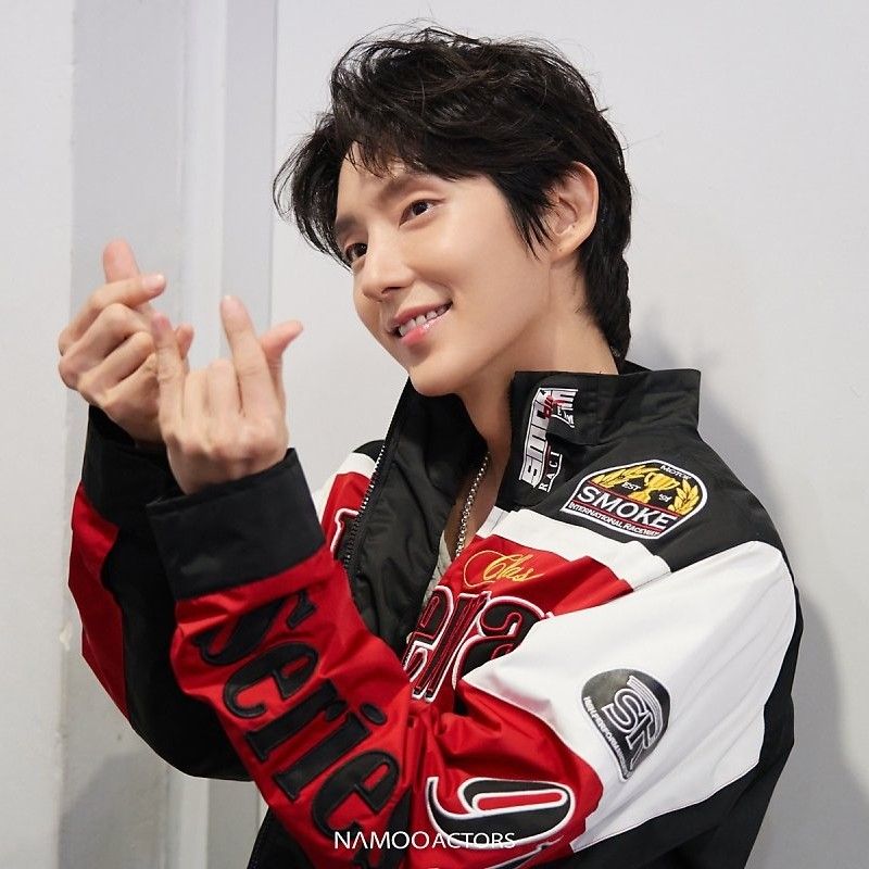 Latest photo of Lee Joongi