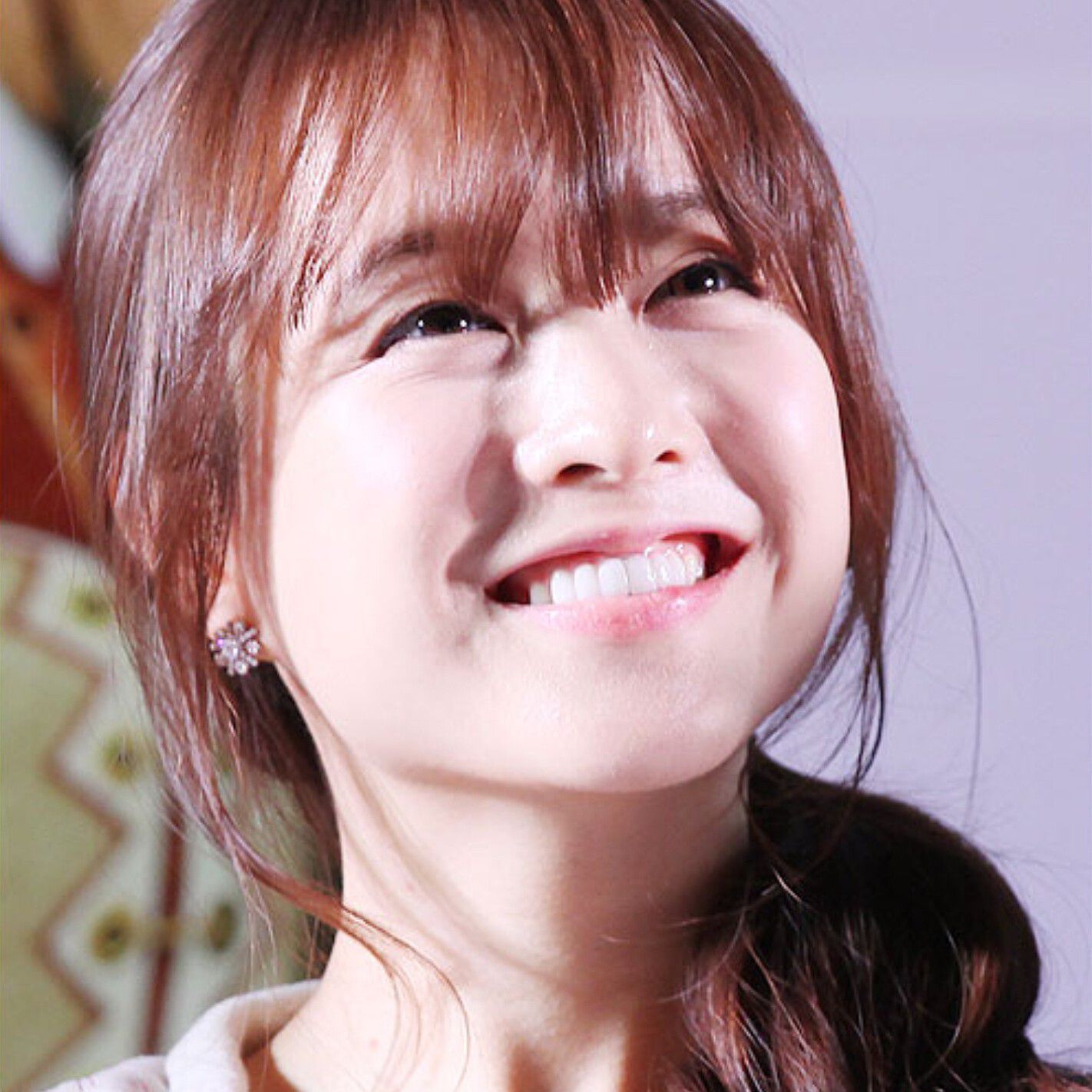 Behind-the-scenes cut of Park Boyoung