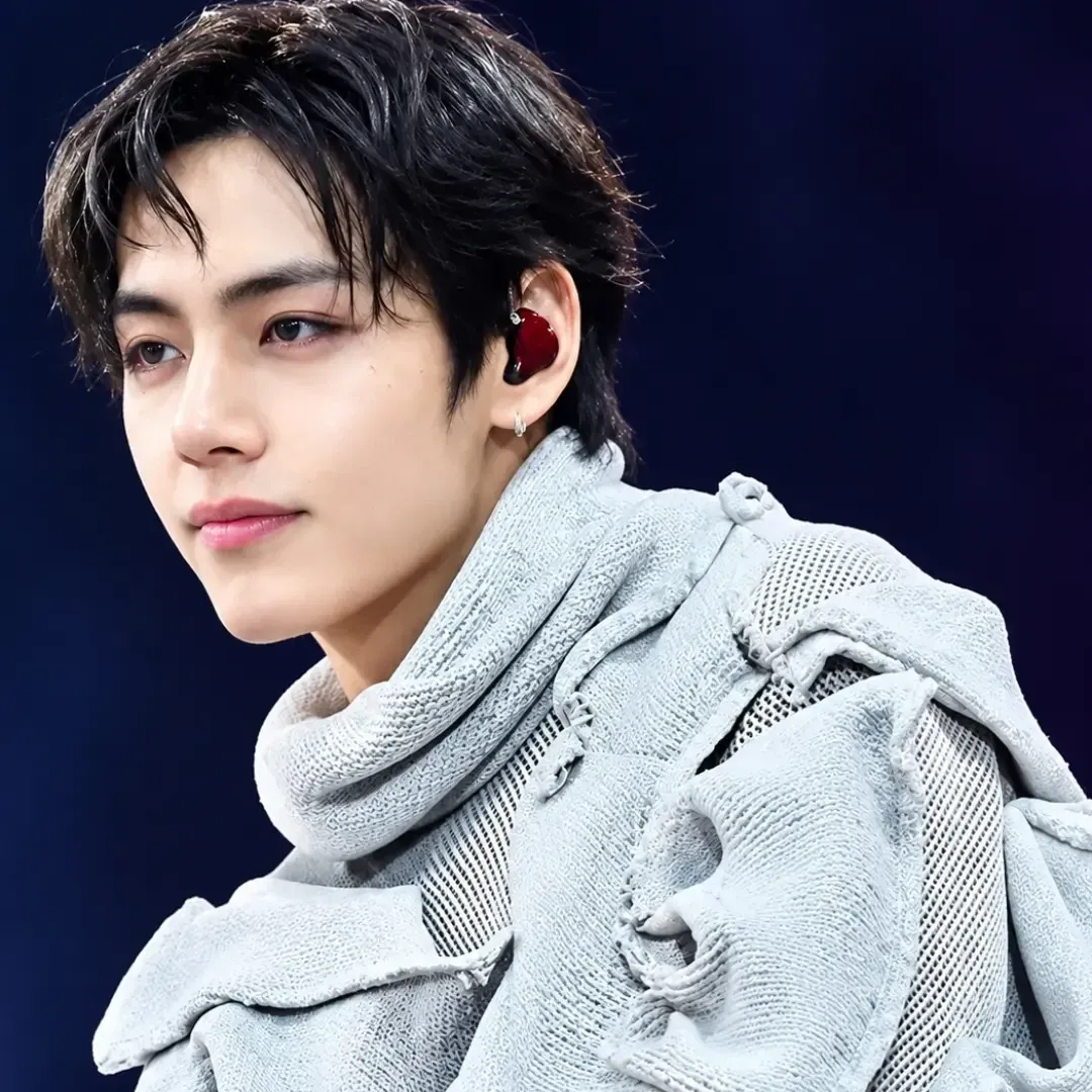 Behind-the-scenes cut of Kim Taehyung (V)