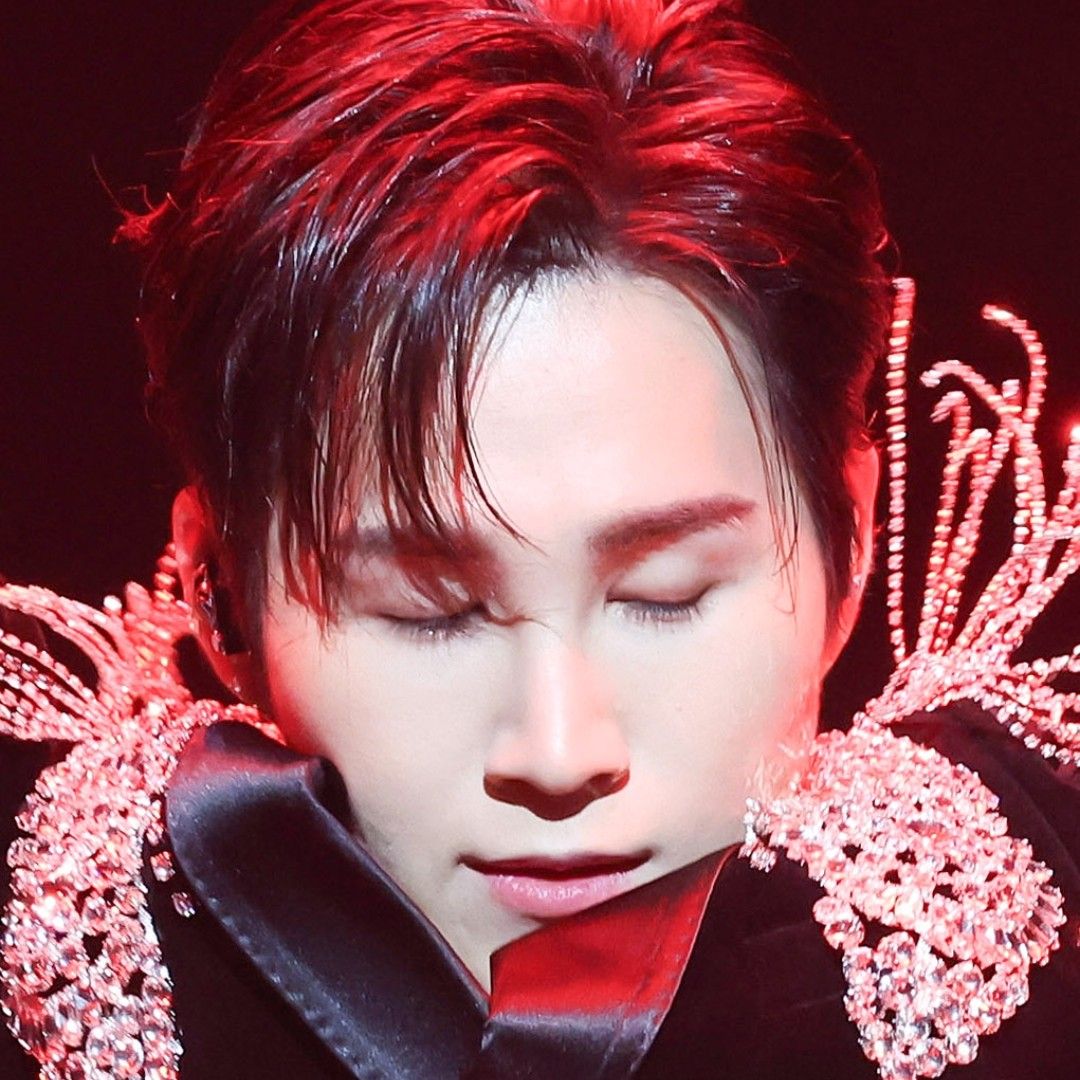 粉丝拍下的金熙栽瞬间