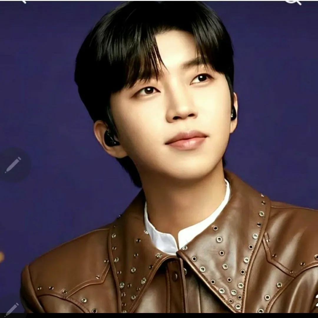 Cuplikan di balik layar dari Lim Youngwoong
