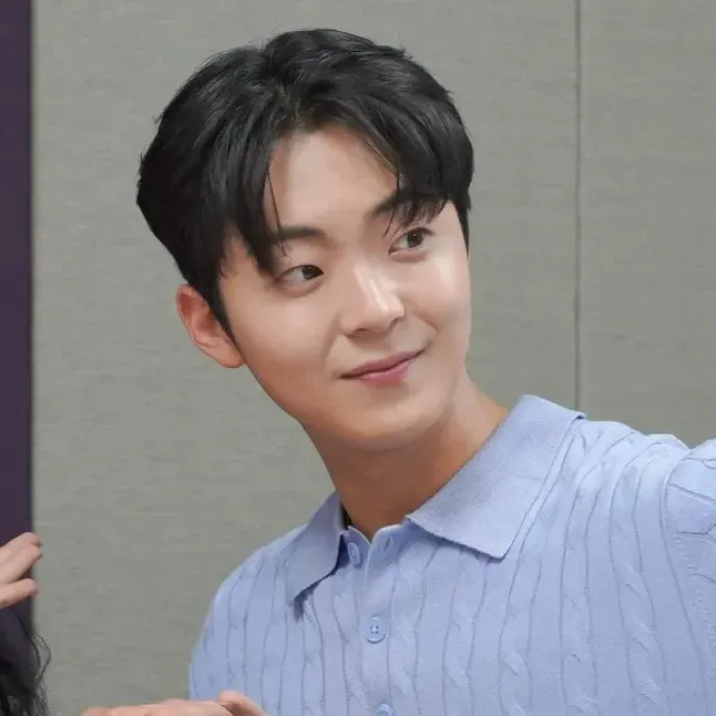 Latest photo of Park Minsu