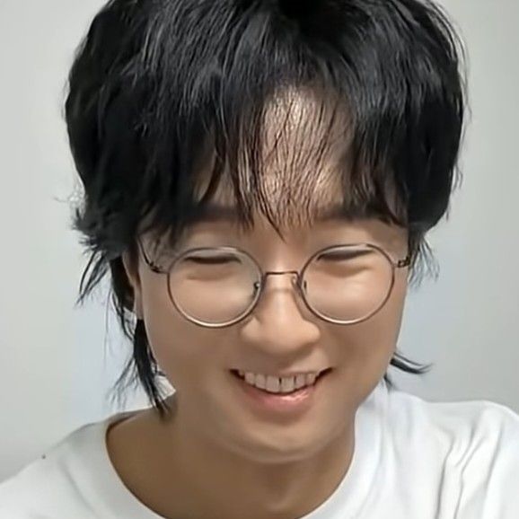 A moment captured by a fan of Bak Changgeun