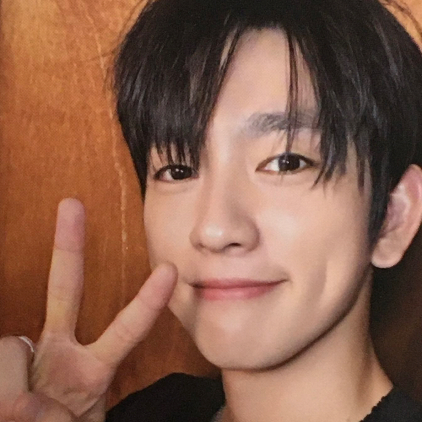 Foto kegiatan terbaru dari Park Jinyoung