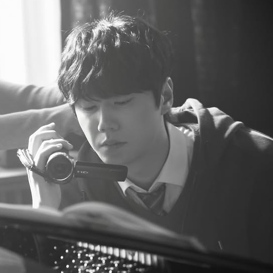 Recent activity shot of Lee Junyoung