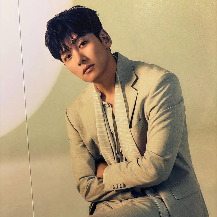 チ・チャンウクのビハインドカット