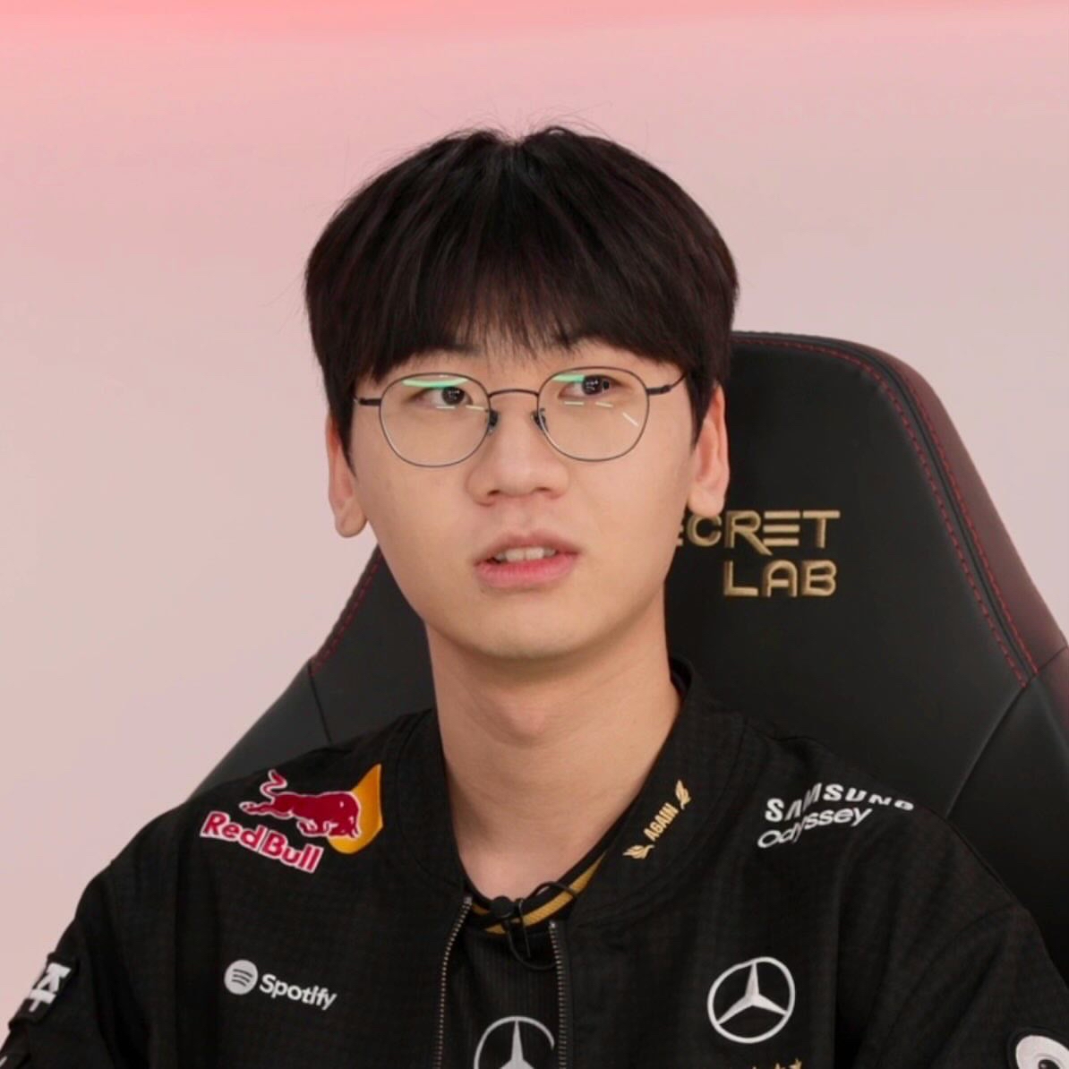 A moment captured by a fan of Doran