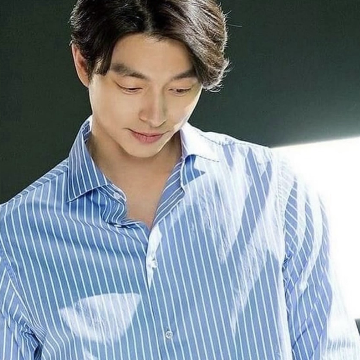 Behind-the-scenes cut of Gong Yoo