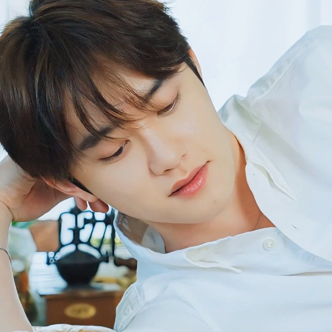 粉丝拍下的都暻秀 (D.O.)瞬间