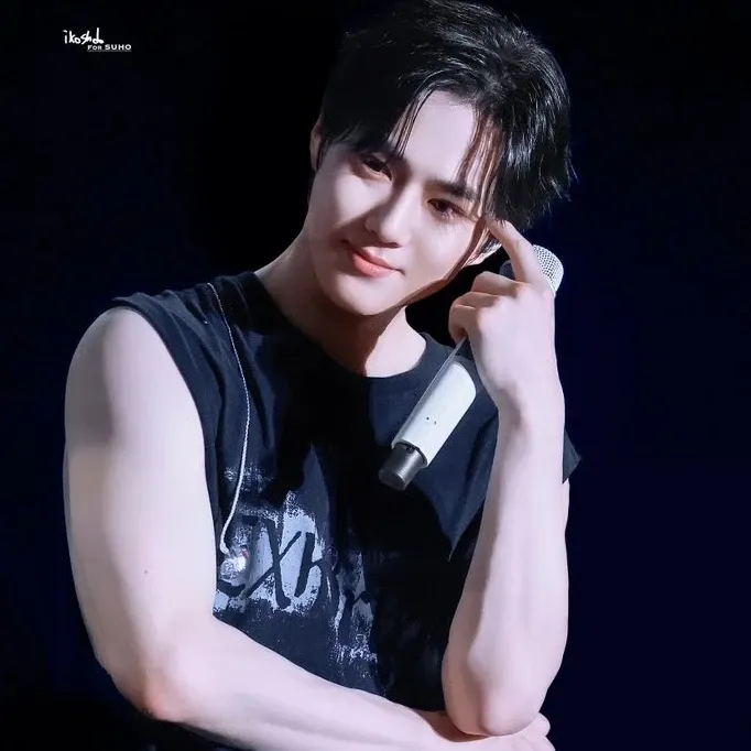 Behind-the-scenes cut of Suho