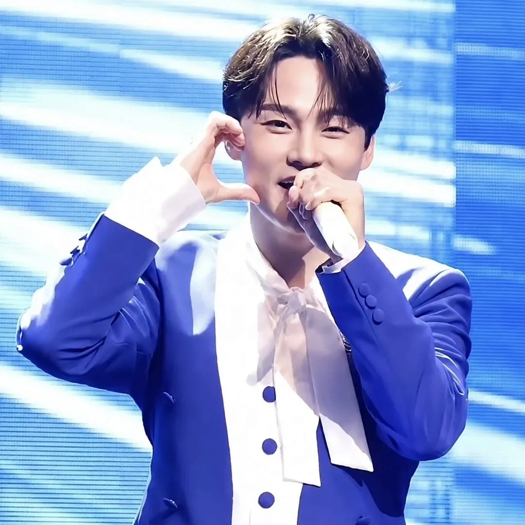 박서진 최근 활동샷