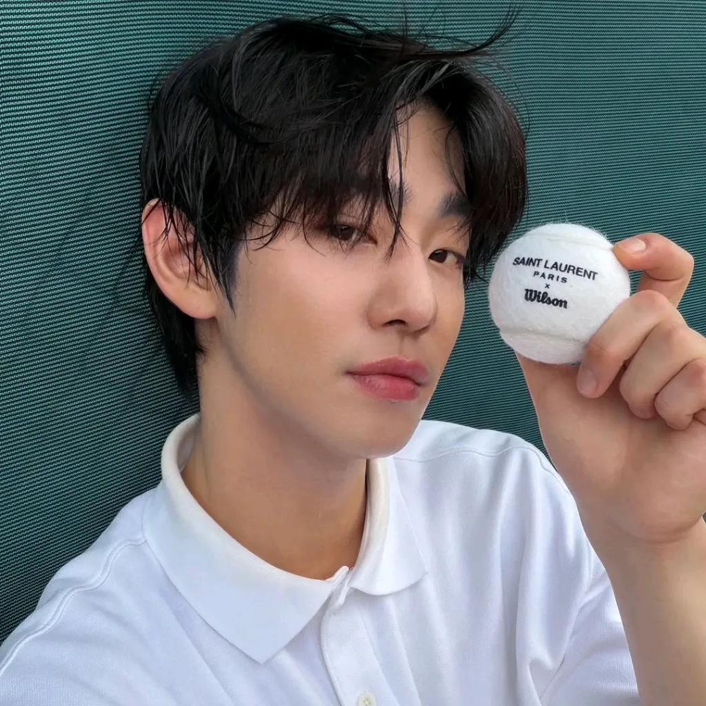 Latest photo of Ahn Hyoseop