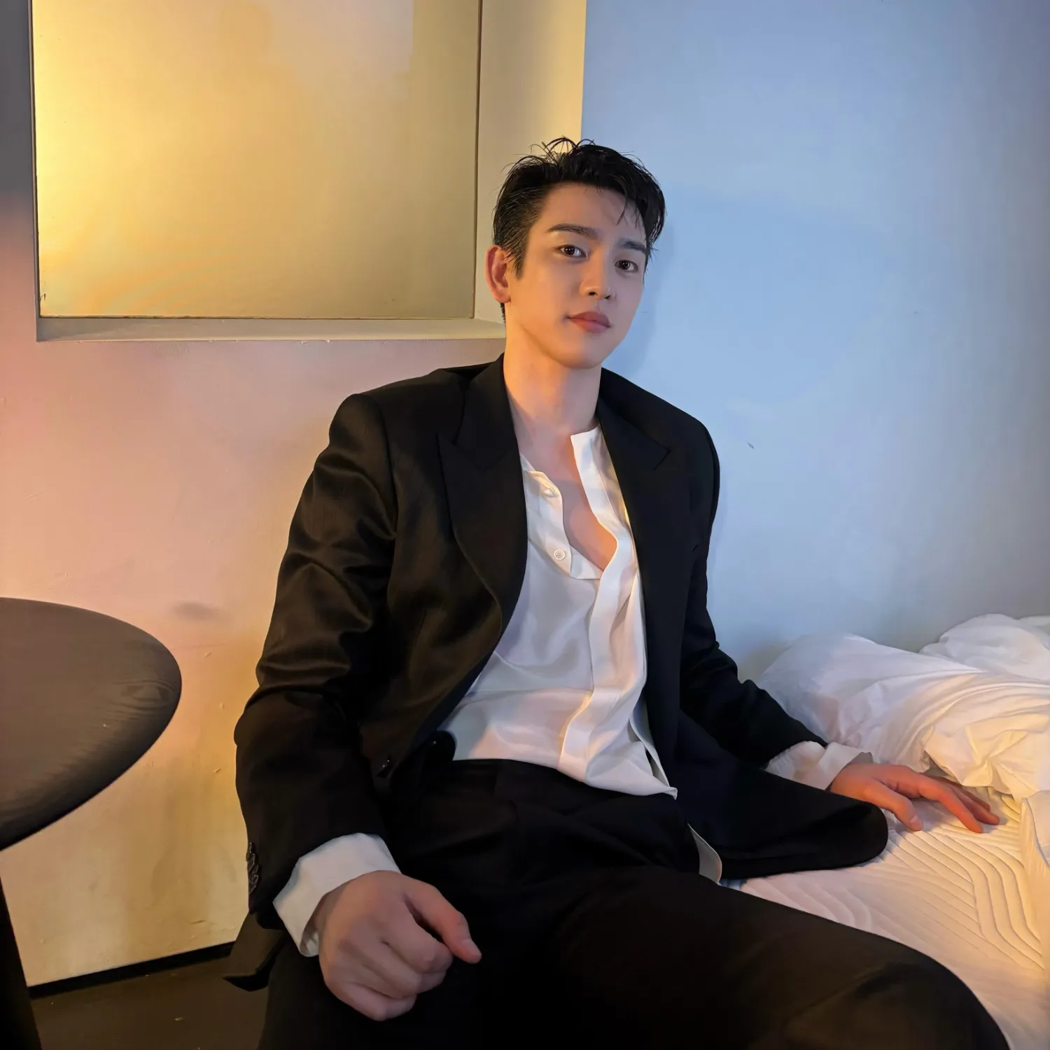 Foto terbaru dari Park Jinyoung