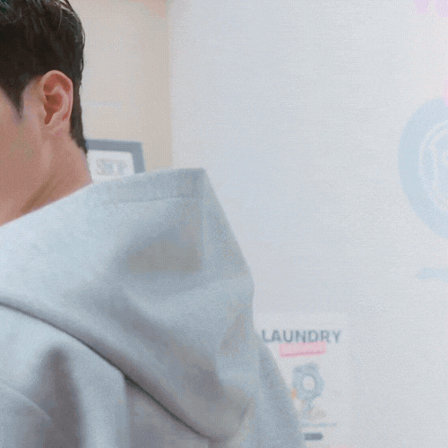 Behind-the-scenes cut of Seo Kangjoon