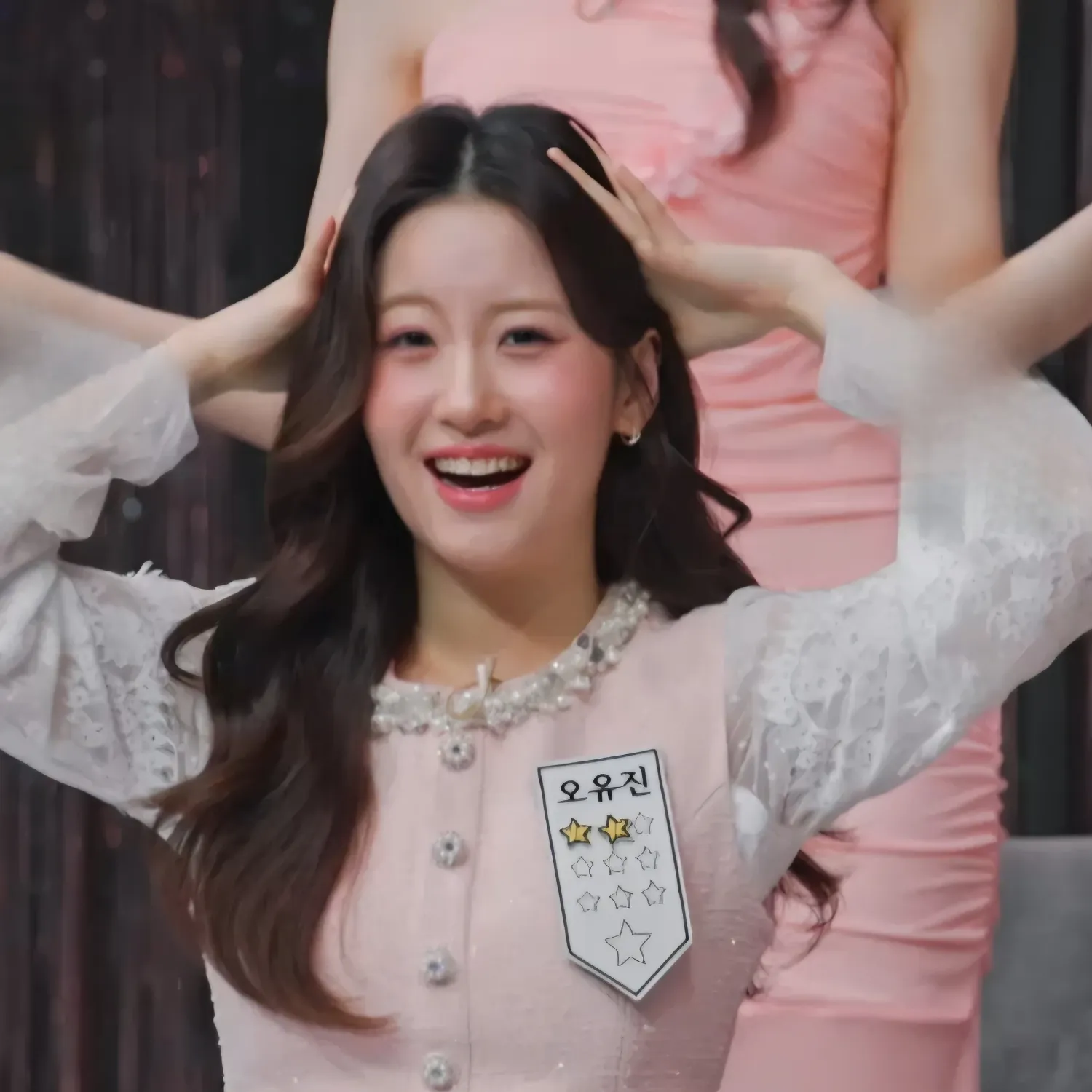 Behind-the-scenes cut of Oh Yujin