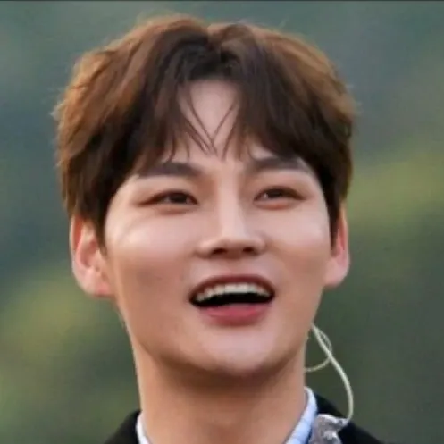 박서진의 비하인드 컷