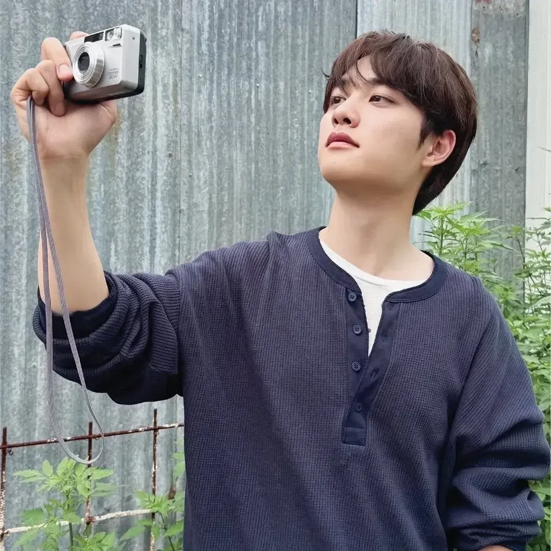 Foto terbaru dari Doh Kyungsoo (D.O.)