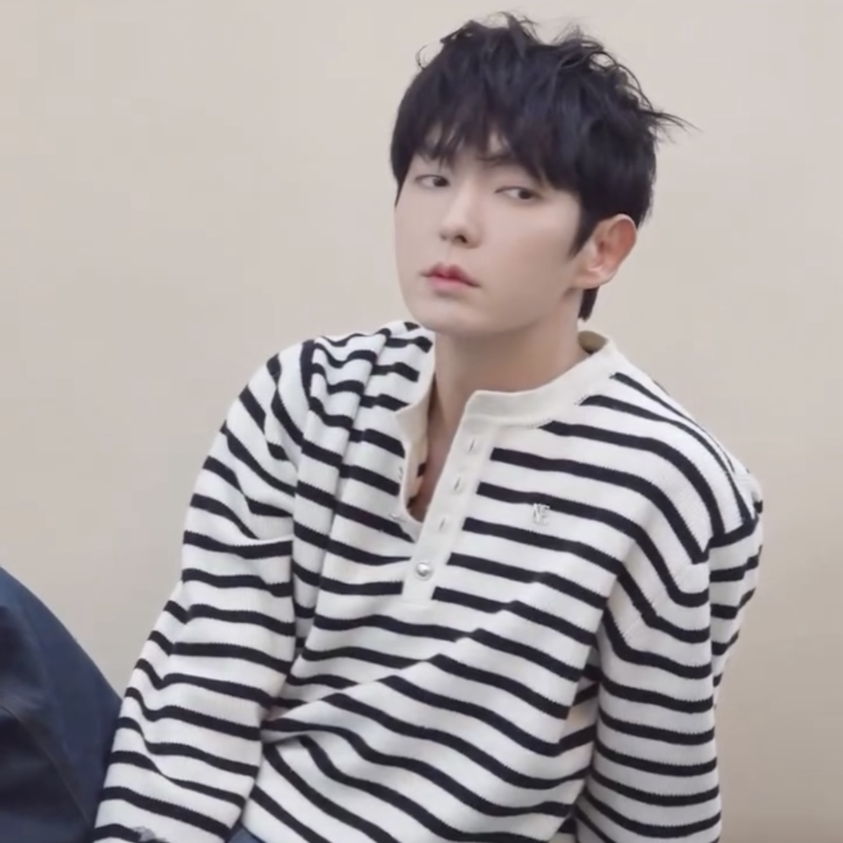 A moment captured by a fan of Lee Joongi