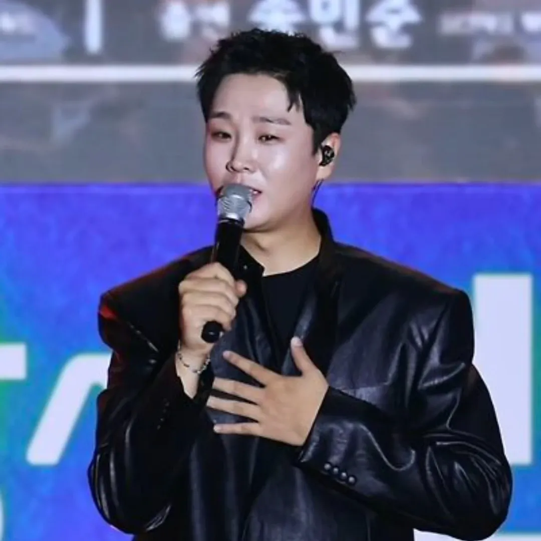 Behind-the-scenes cut of Song Minjun