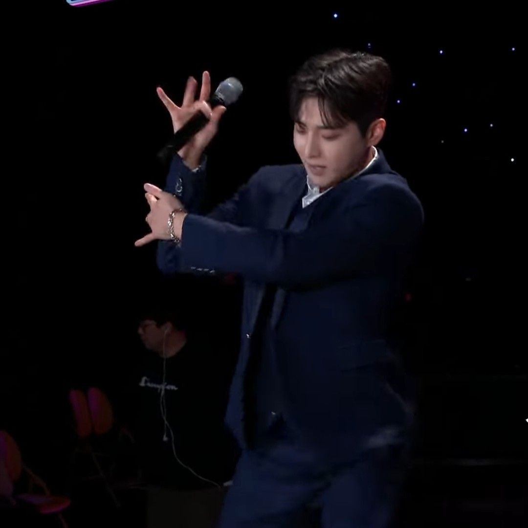 Behind-the-scenes cut of Seong Ri