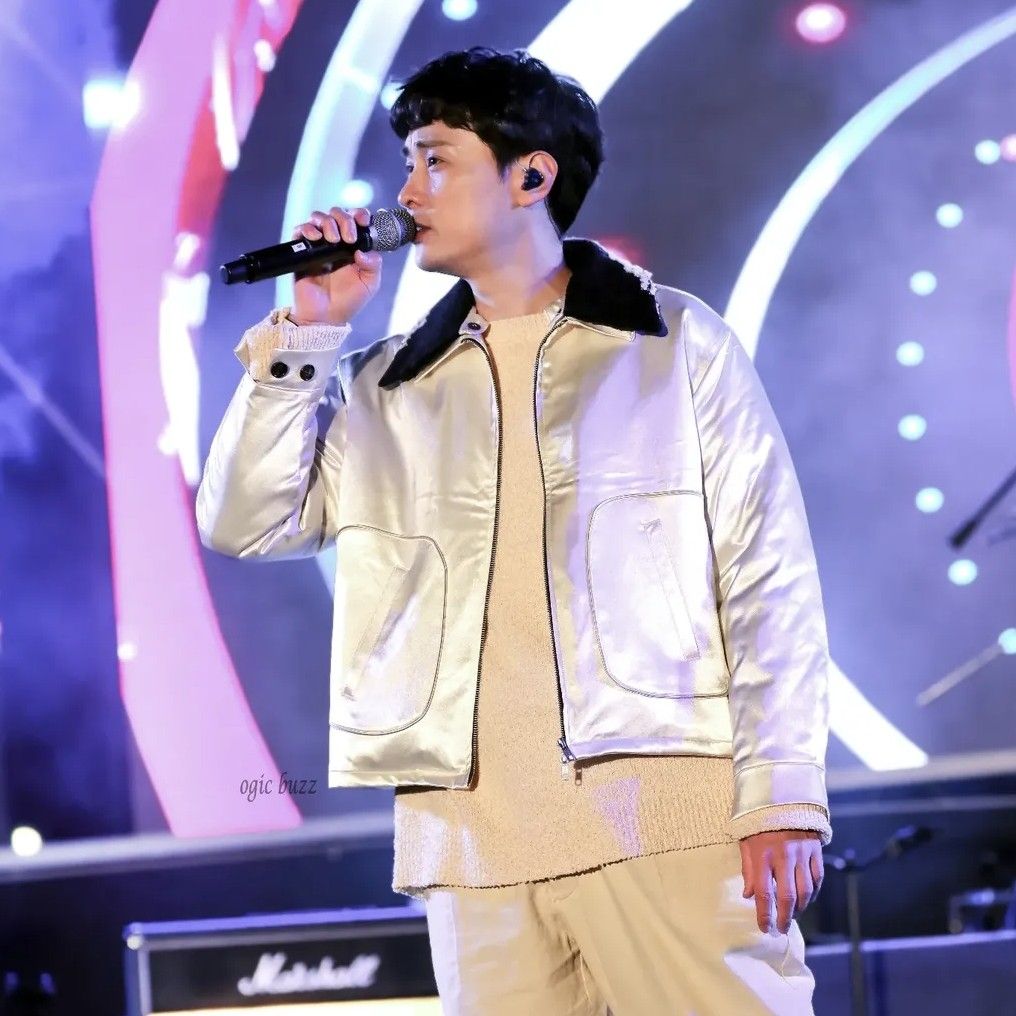 Latest photo of Min Kyunghoon