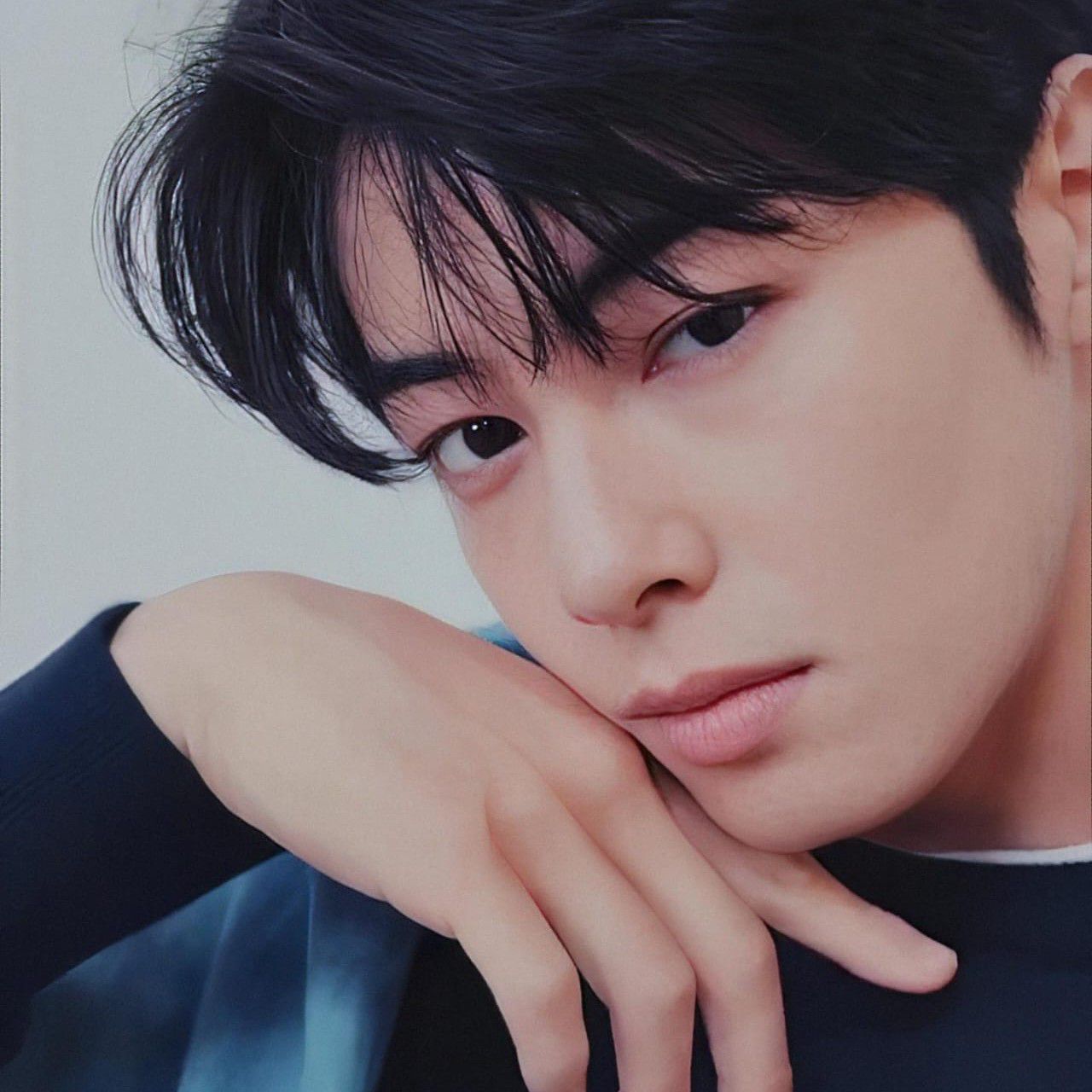 Recent activity shot of Cha Eunwoo