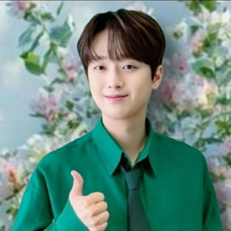 Behind-the-scenes cut of Lee Chanwon