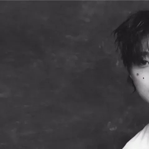 Behind-the-scenes cut of Bae Inhyuk