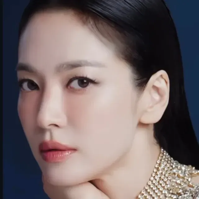 Latest photo of Song Hyekyo