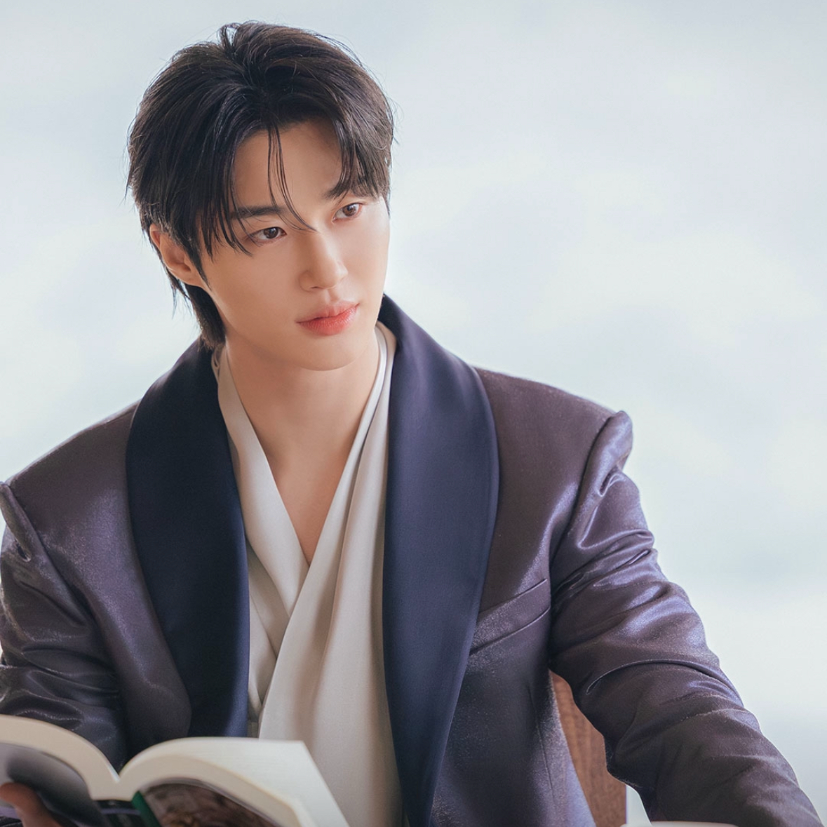 Recent activity shot of Byeon Wooseok