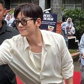 Foto kegiatan terbaru dari Ji Changwook
