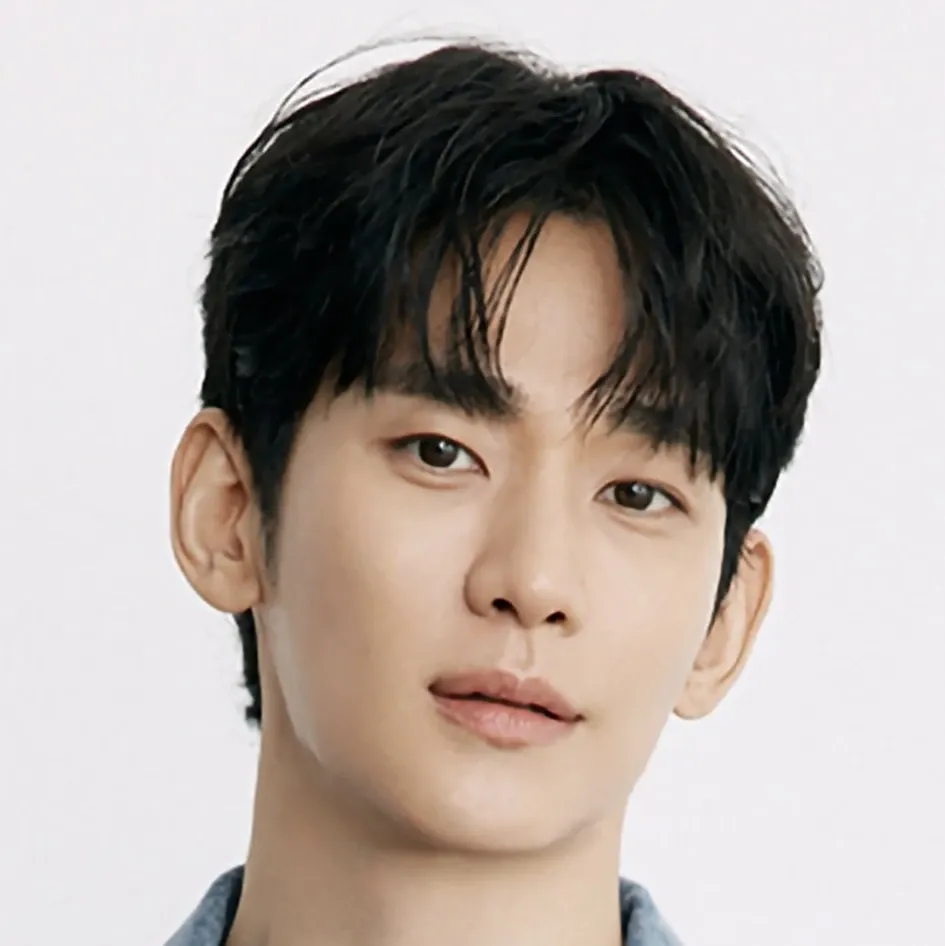 Behind-the-scenes cut of Kim Soohyun