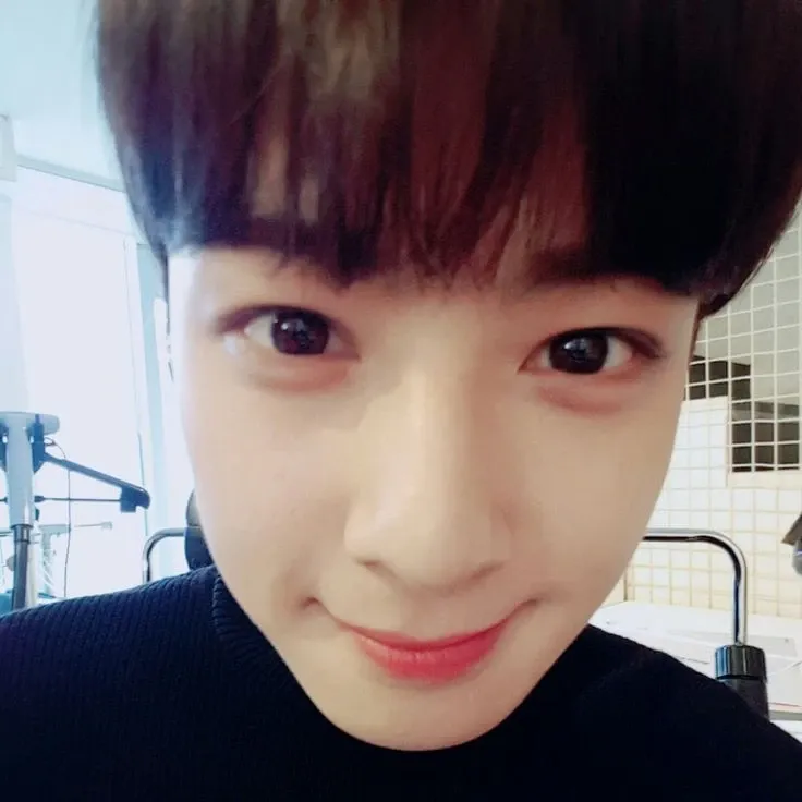 Recent activity shot of Cha Eunwoo