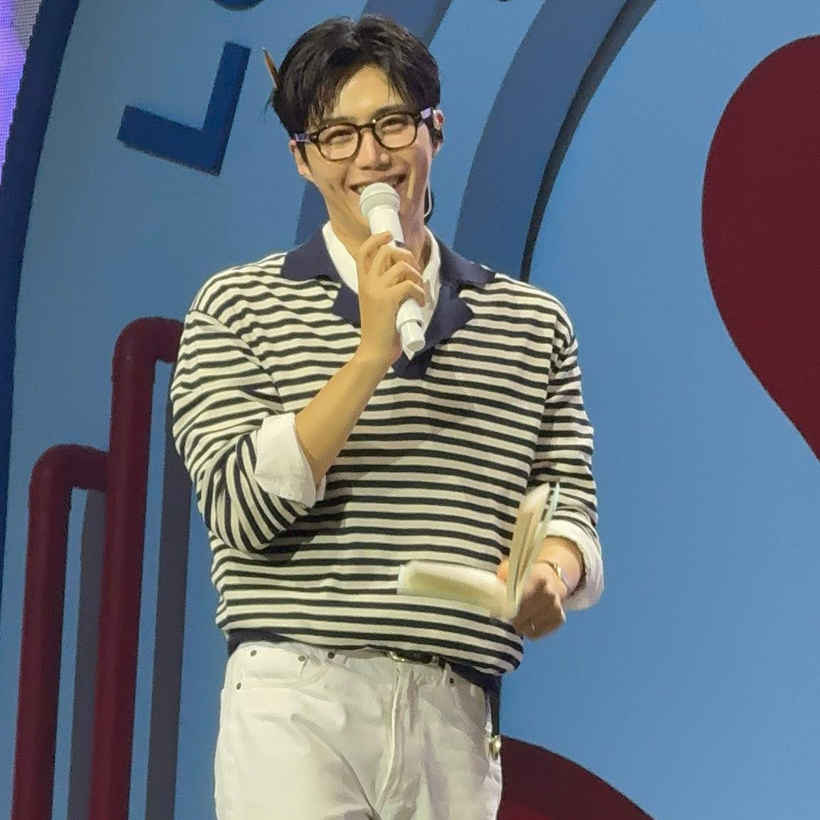 Latest photo of Kim Seonho
