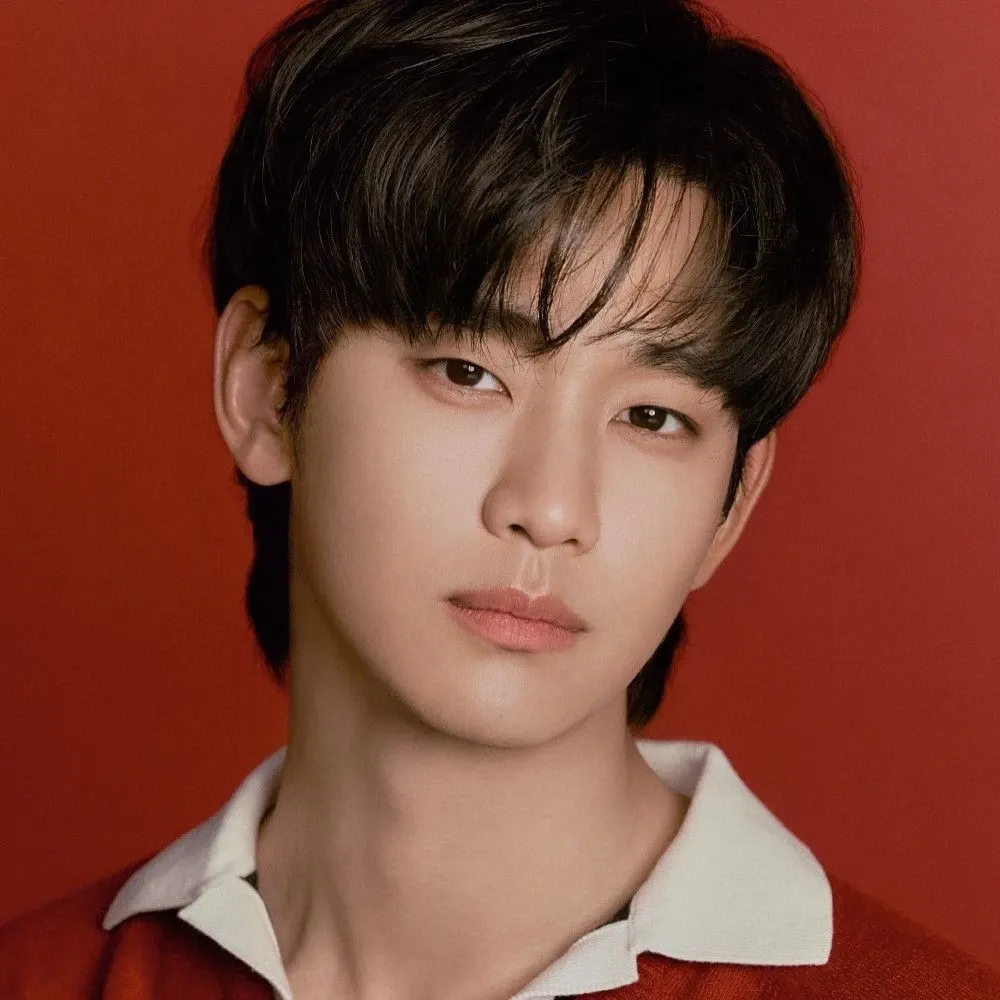 Behind-the-scenes cut of Kim Soohyun