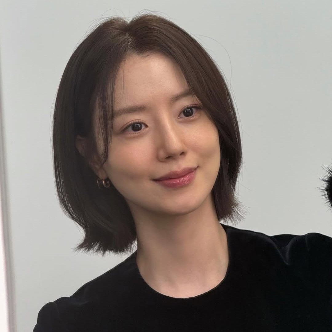 Behind-the-scenes cut of Moon Chaewon