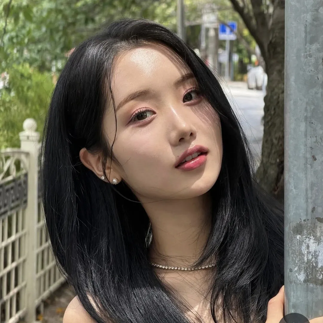 A moment captured by a fan of Kim Soyeon (2004)