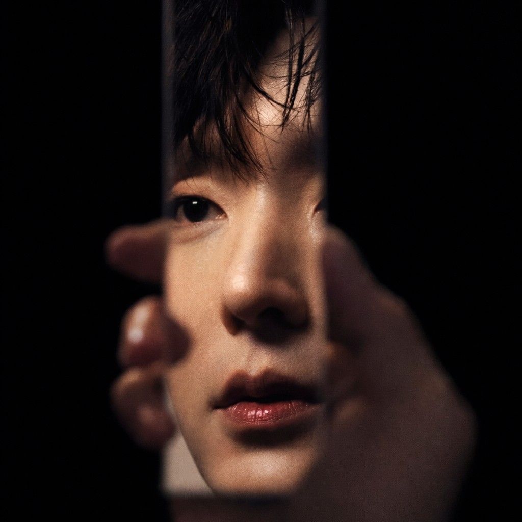 Behind-the-scenes cut of Lee Joongi