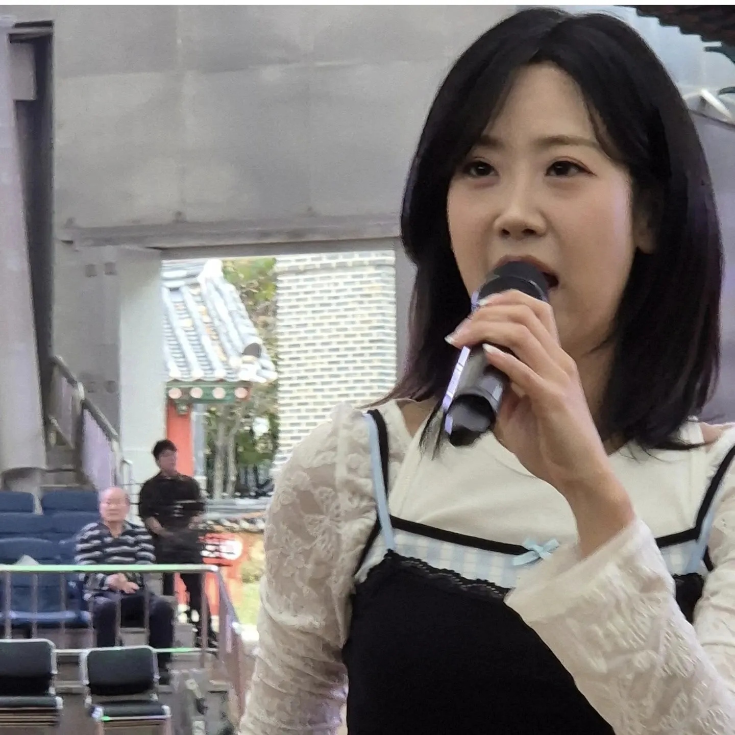 Momen yang diabadikan oleh penggemar Kang Hyeyeon