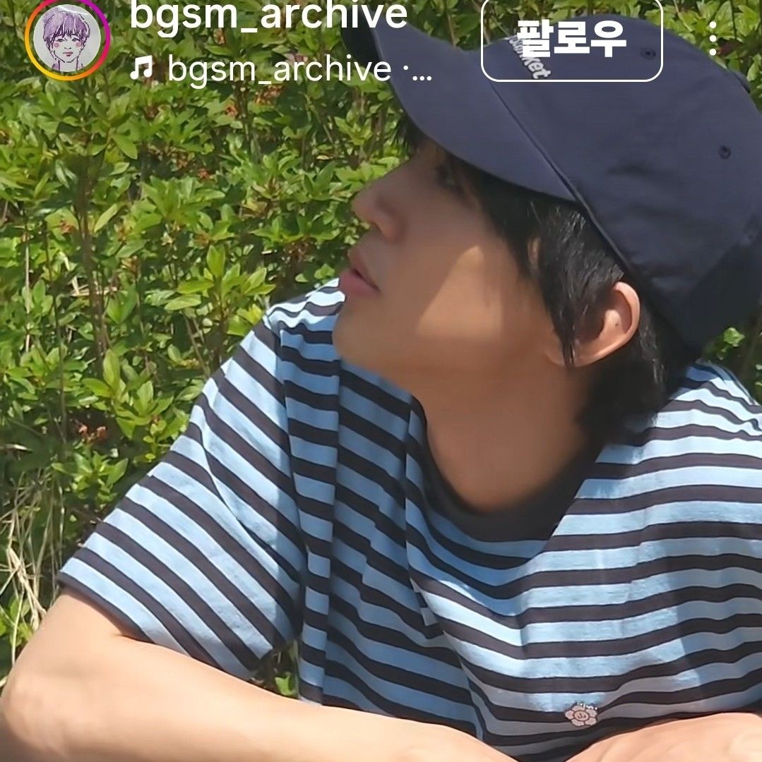 A moment captured by a fan of Lee Seungyoon