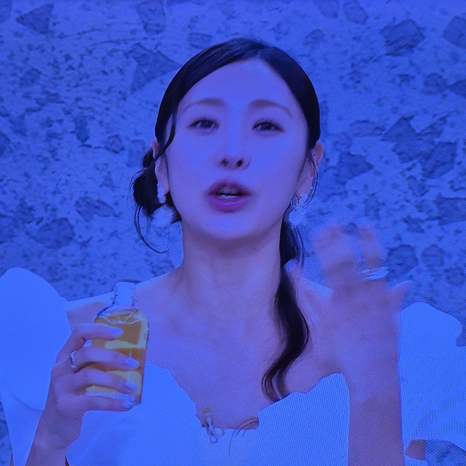Behind-the-scenes cut of Huh Chanmi