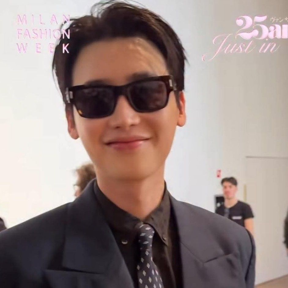 Behind-the-scenes cut of Lee Jongsuk