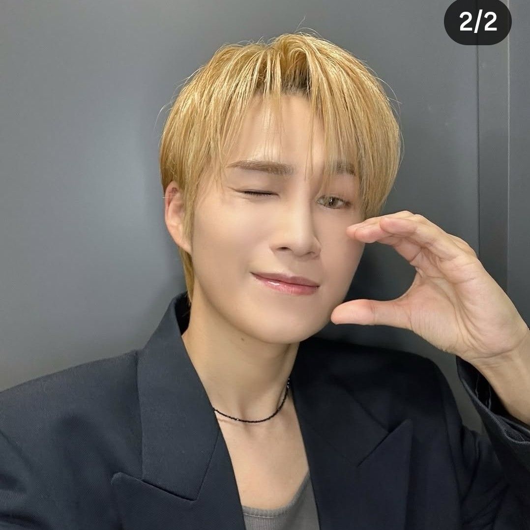 粉丝拍下的金熙栽瞬间